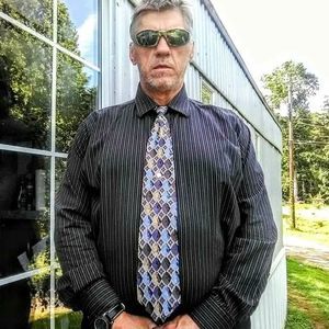 Meet your Posher, Milton